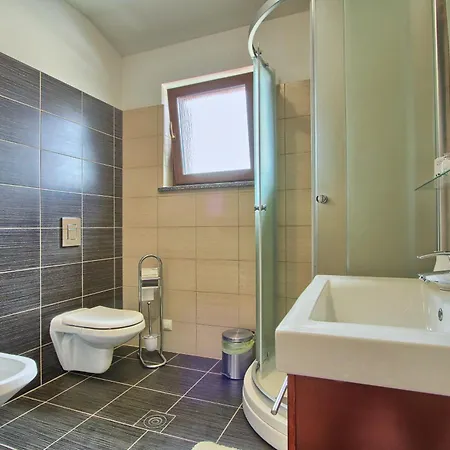 Stokovci In Istria For Families And Kids With A Large Garden And Playground Villa *