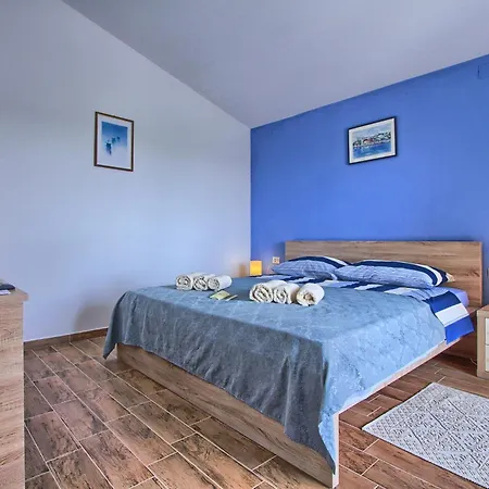 Stokovci In Istria For Families And Kids With A Large Garden And Playground * Svetvincenat
