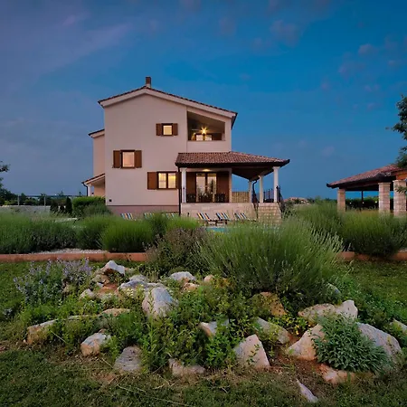Stokovci In Istria For Families And Kids With A Large Garden And Playground Villa Svetvinčenat